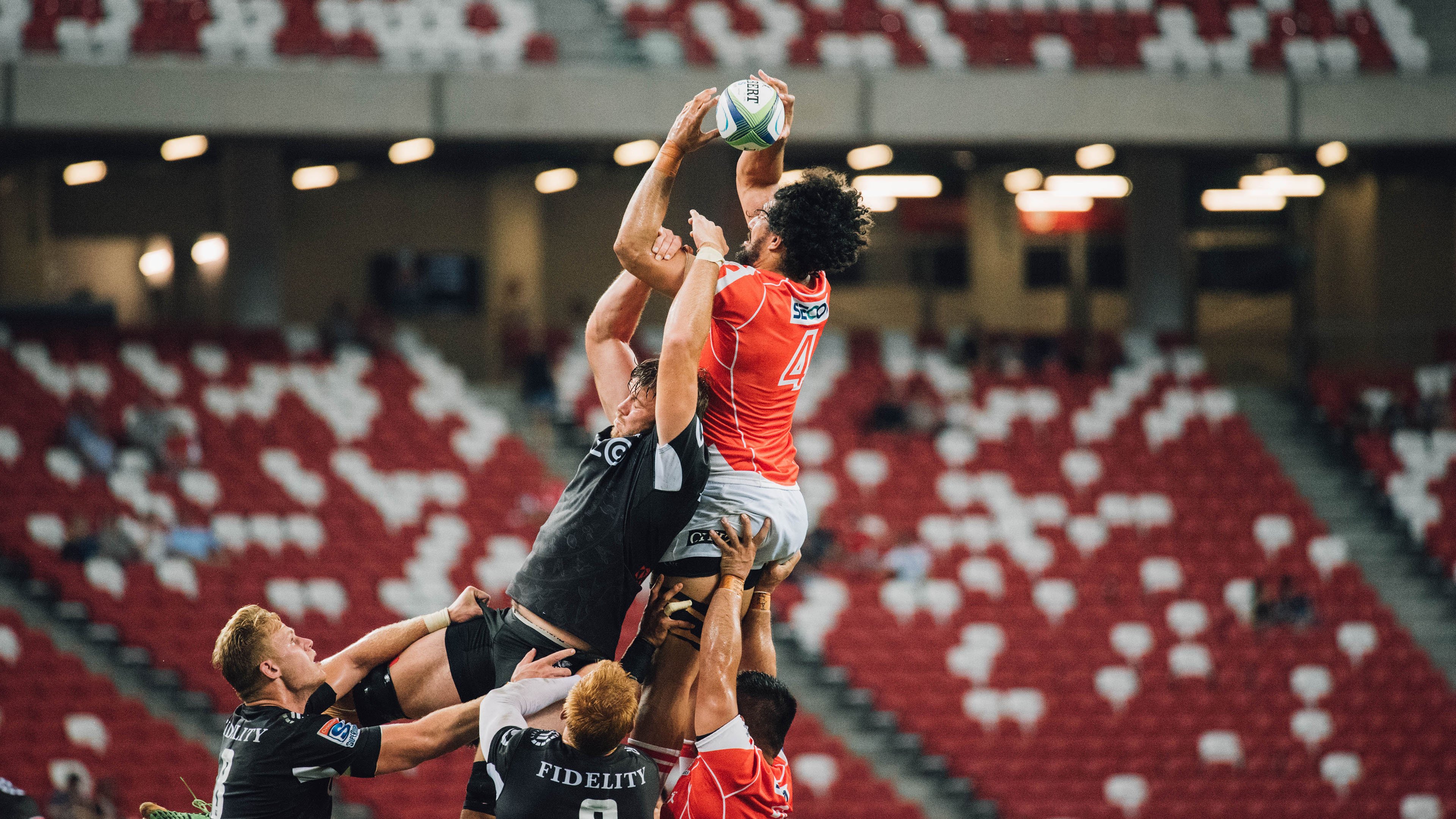 《PUBGMobile》“风暴之巅”线上线下联动,挑战极限操作!