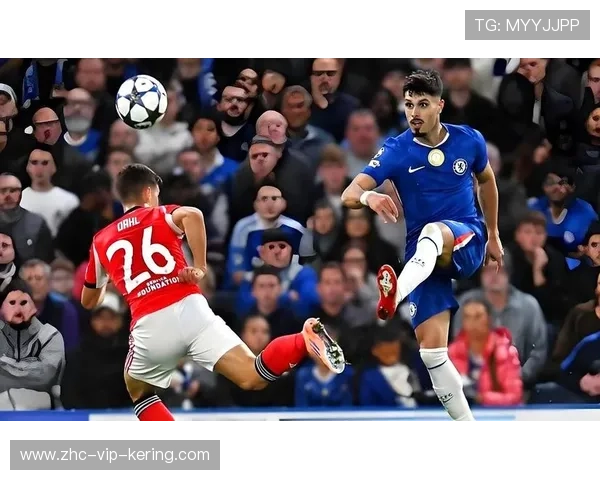 本菲卡的角球配合在比赛中屡试不爽——以进攻艺术点燃球迷热情