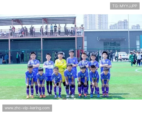 足球俱乐部在青训中建立心理与学业双重支持体系确保球员全面发展 足球俱乐部在青训中建立心理与学业双重支持体系确保球员全面发展