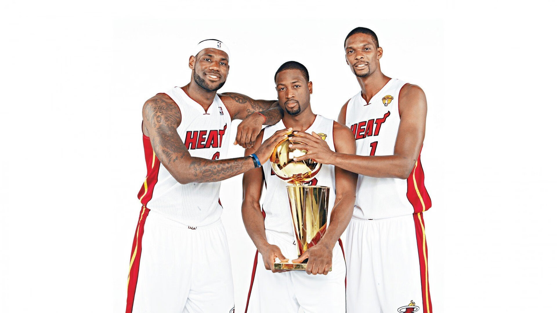 开云体育官网上-NBA新赛季揭幕战，联盟豪强陆续亮相，nba新赛季前瞻